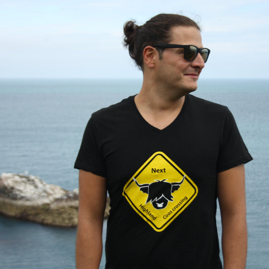 Scottish highland cow yellow australian road t-shirt black for him