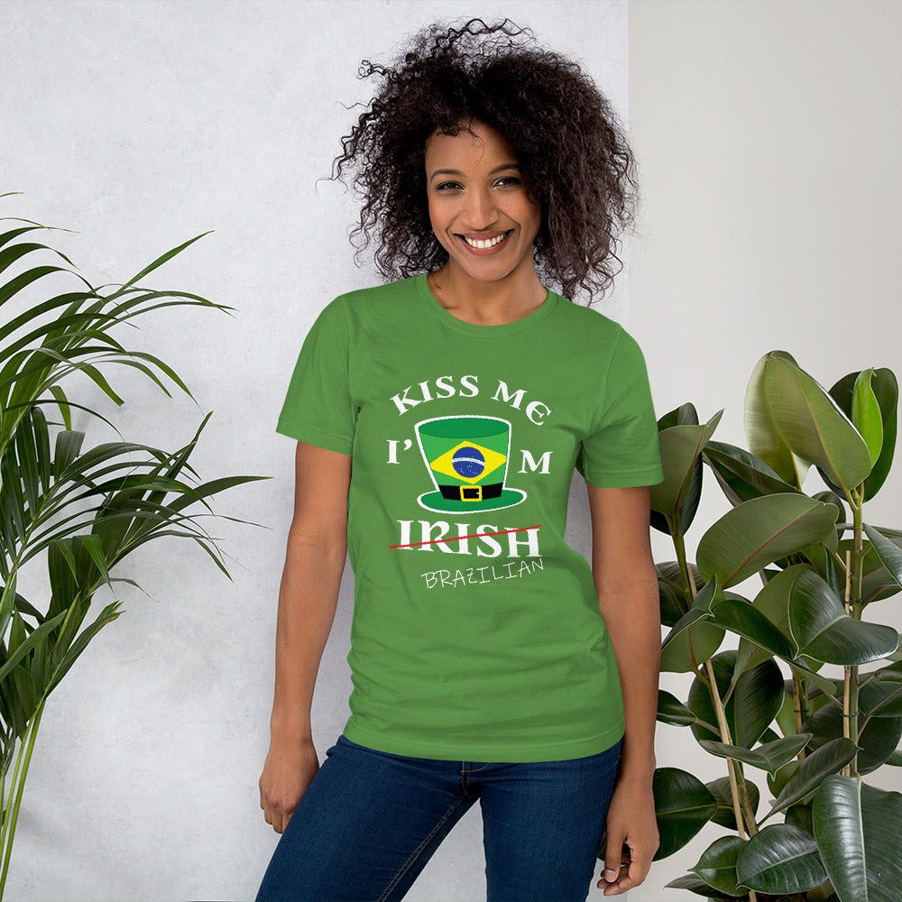 Kiss me i'm Brazilian t-shirt - Funny Brazil St Patrick's Day
